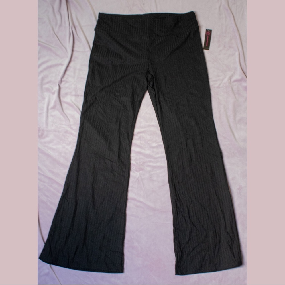 NWT NoBo Ribbed Flares 2 Pack